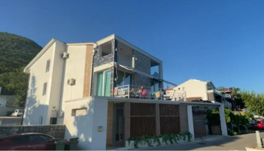 ZARAĐIVAO 700 EVRA DNEVNO, A ONDA SVE STALO! Našem pevaču propao biznis sa luksuznom nekretninom, sada je prodaje za basnoslovnu cifru